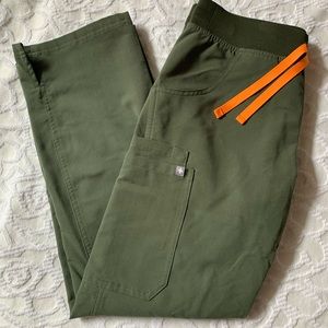 FIGS MOSS KADE CARGO